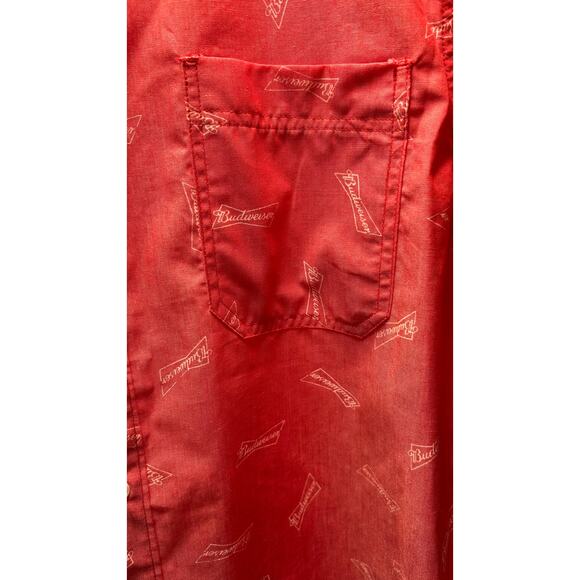 Budweiser Logo NWT Mens SZ L Button Down Short Sleeve Shirt Red BBQ Ocean Boat - Picture 3 of 9